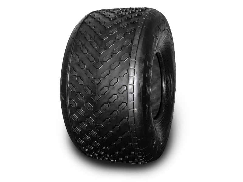 Шина низкого давления MARSHLAND BOLOTNIK 650/63-21 — 1300×600-533. Общий вид шины в сборе: посадка профиля и направленный рисунок протектора целиком. Характеристики: 4 слоя корда, вес 50 кг, индекс нагрузки 113 (1150 кгс), символ скорости F (80 км/ч), рабочее давление 0,06–0,6 кг/см², от -60 до +45 °C, грунтозацеп 12 мм. Разработана под вездеходы ТРЭКОЛ, SeverTruck, УАЗ, СТМ, НИВА БРОНТО, Квадроцикл Сокол.